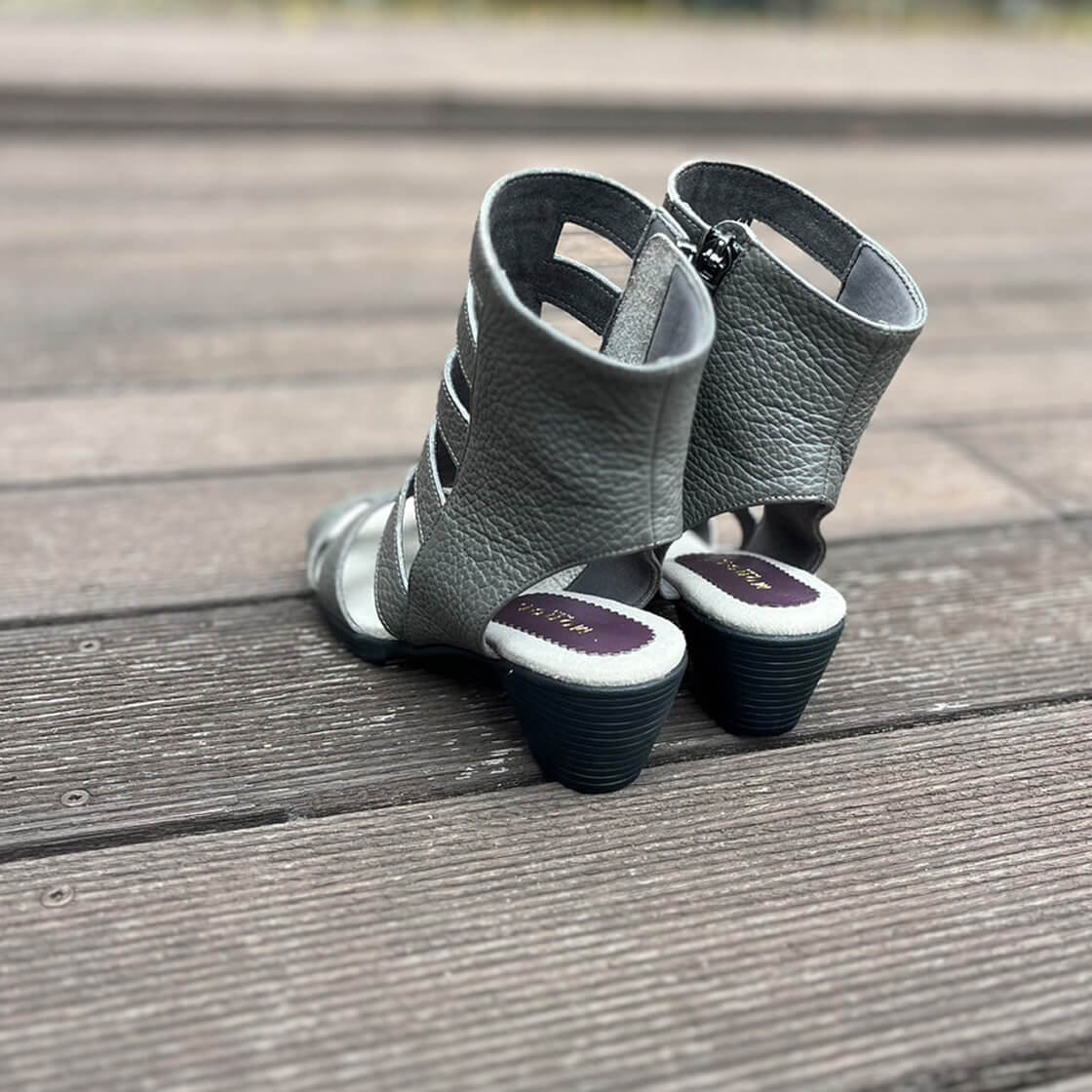 Moto サンダル suicoke サンダル MOTO-FURab - Black メンズ : ZOZOTOWN Yahoo