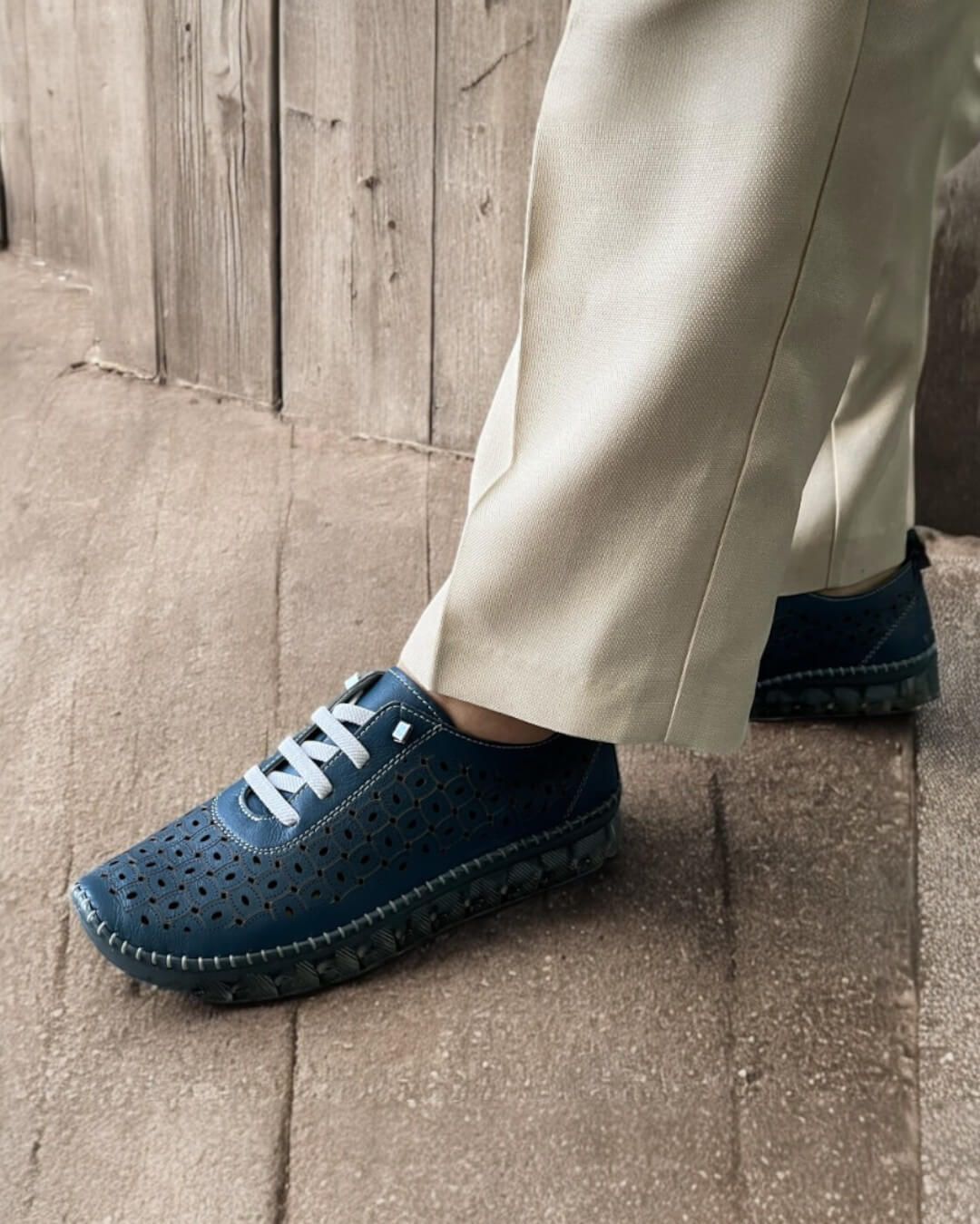 ASH 24AW フラットシューズ ブラック系 Made In Italy ASH (アッシュ)｜HAYASHIGO ONLINE SHOP -ハヤシゴオンライン