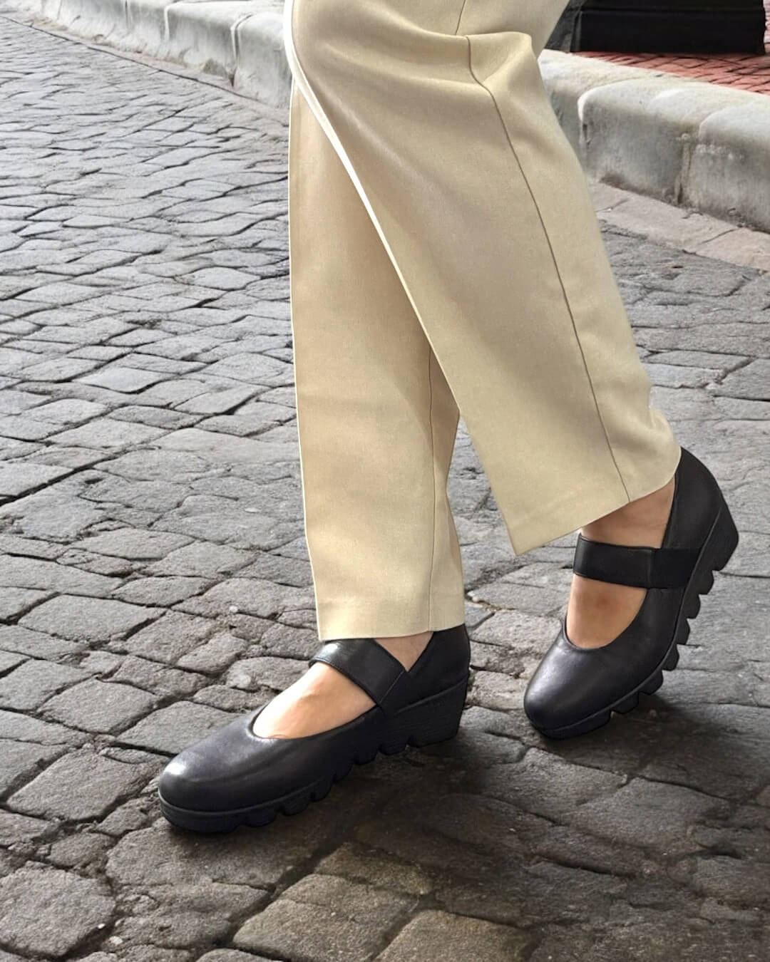 211513】ベルトデザインシューズ｜HAYASHIGO ONLINE SHOP -ハヤシゴ