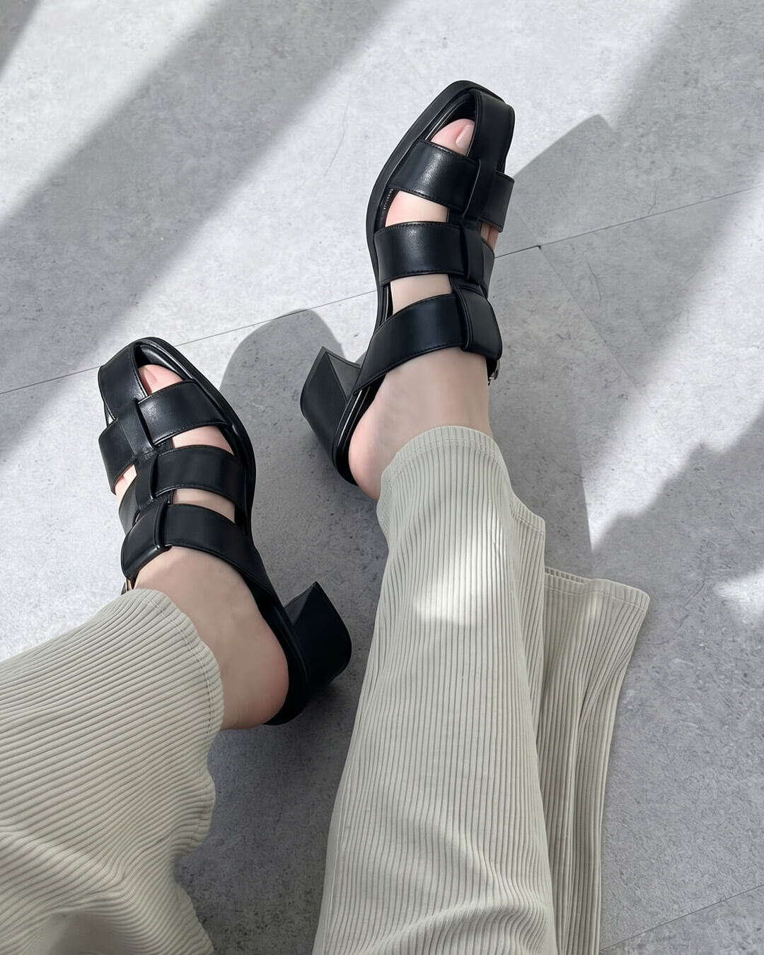 モネ Monet【212402】グルカミュールサンダル｜HAYASHIGO ONLINE SHOP