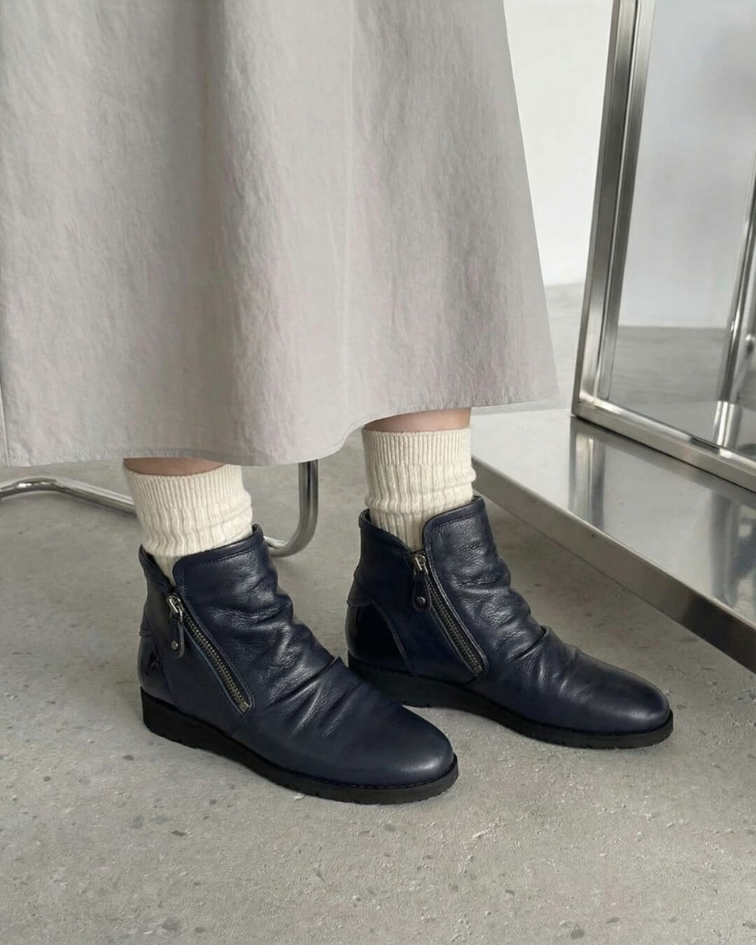 ネイビー