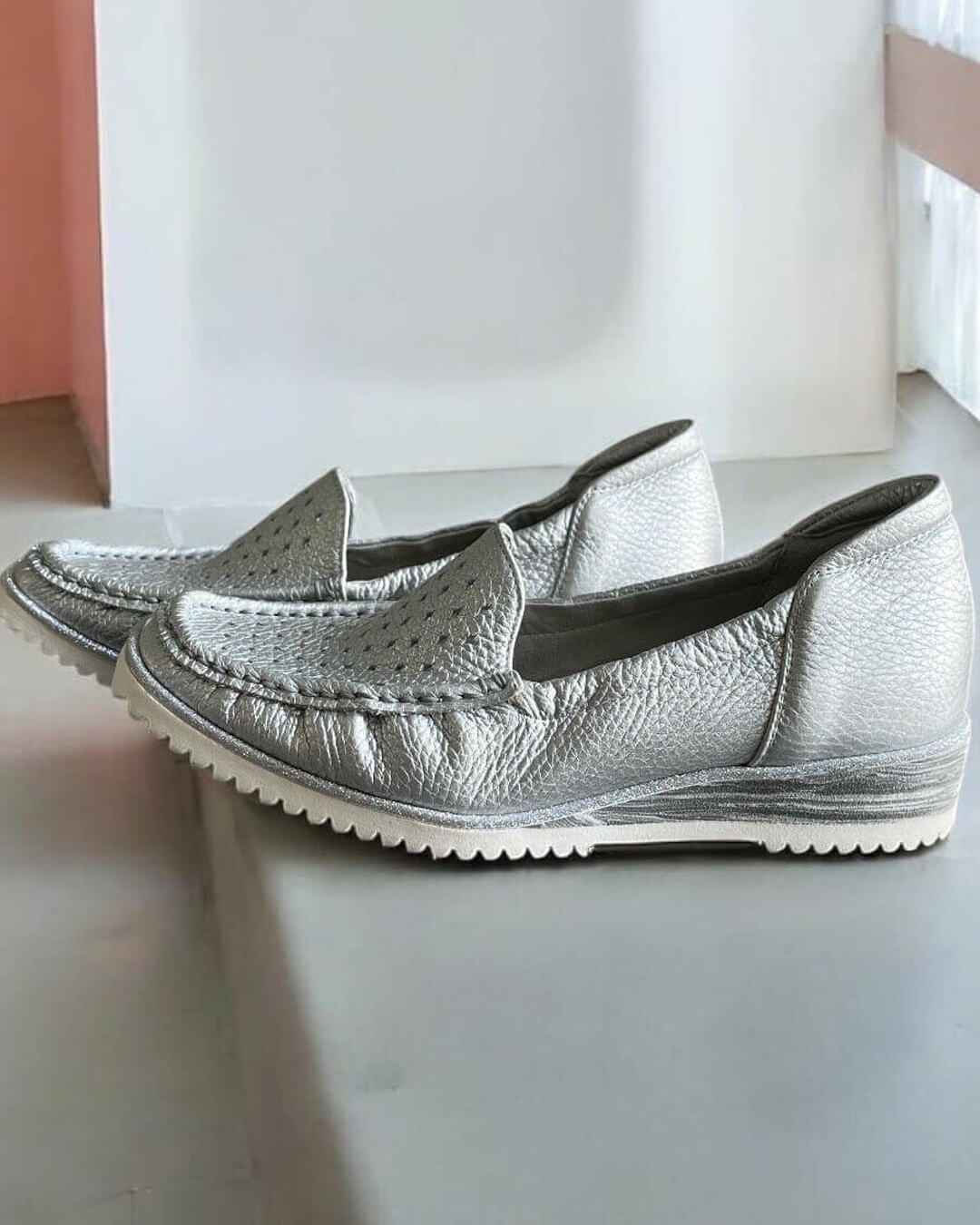 モネ Monet【241510】パンチングモカシン｜HAYASHIGO ONLINE SHOP
