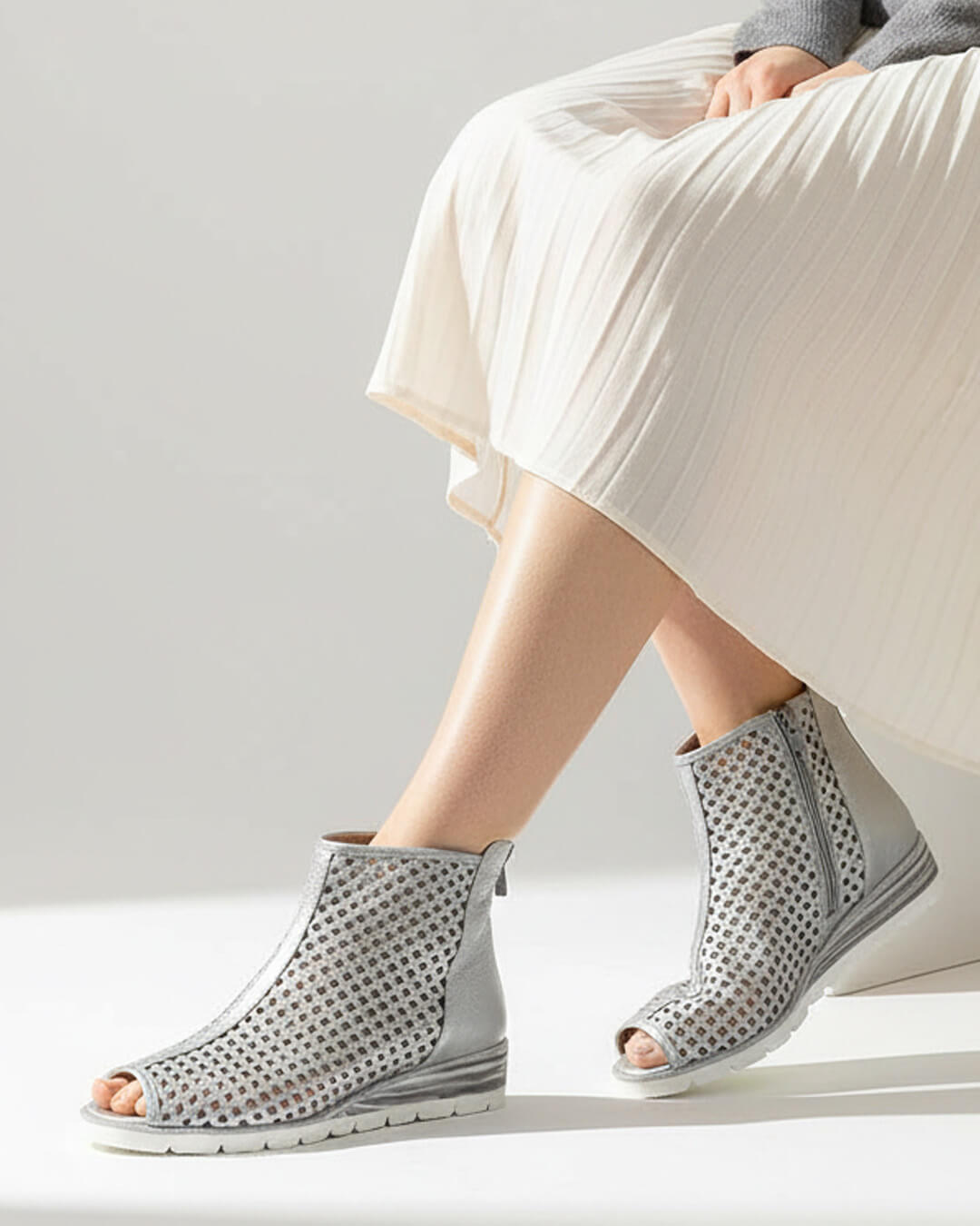 モネ Monet【241560】パンチングサマーブーツ｜HAYASHIGO ONLINE SHOP