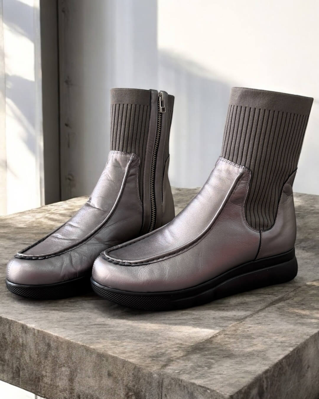 HIMIKO サイドゴアブーツ グレー今期 楽天市場】完売必至の王道デザイン登場【撥水】Vライン