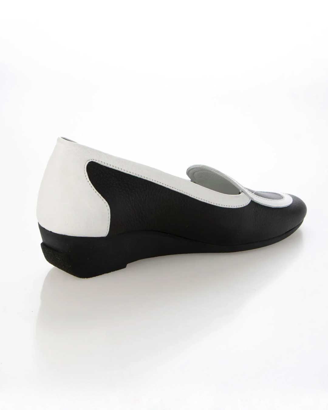 アルシュ arche【ANYZAA】フラットシューズ｜HAYASHIGO ONLINE SHOP