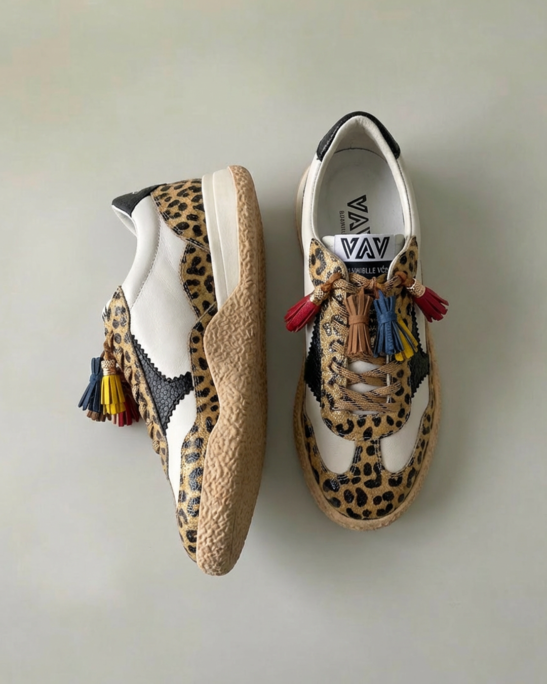 【903100】チャームデザインスニーカー