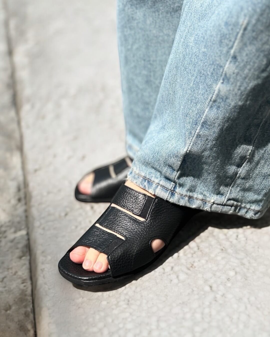 YAMADAYA PECHINCHAR ブラックレザー厚底ローファー 213310】バックル付き厚底ローファー｜HAYASHIGO ONLINE SHOP