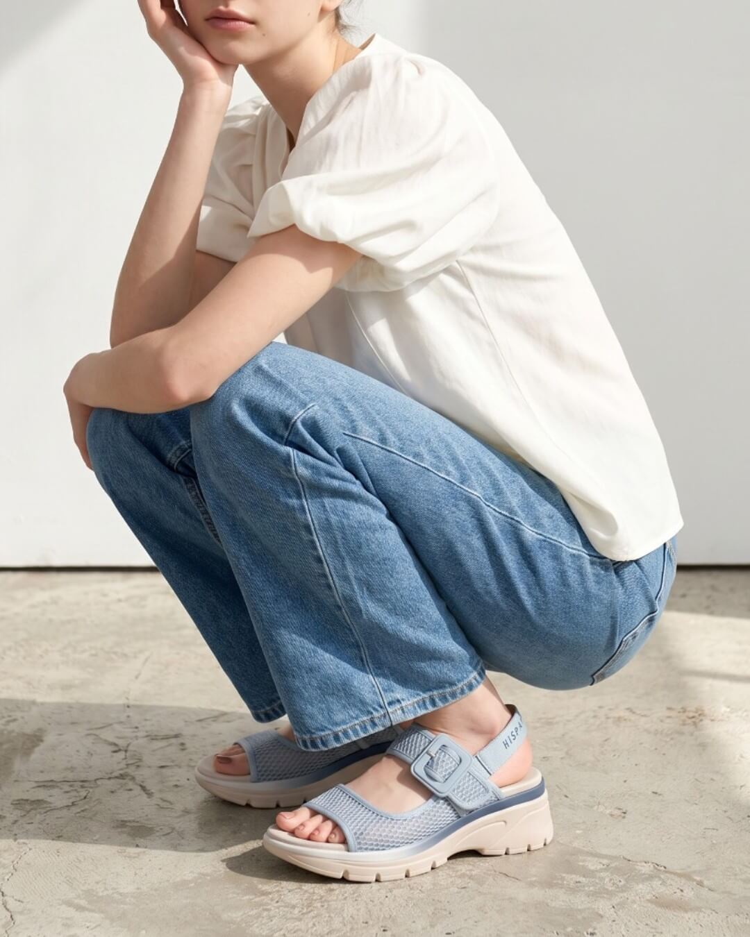 ブルー