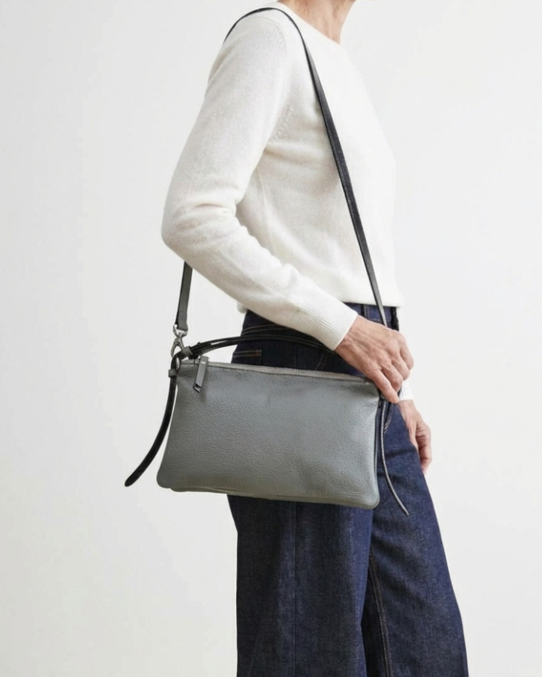 【超美品！】バタフリー ★ e1 098/128 e 第1弾基本拡張パック 洗練を極めた多機能ショルダーバッグ「EDDY」「FELIX」の魅力 – FUMIKODA