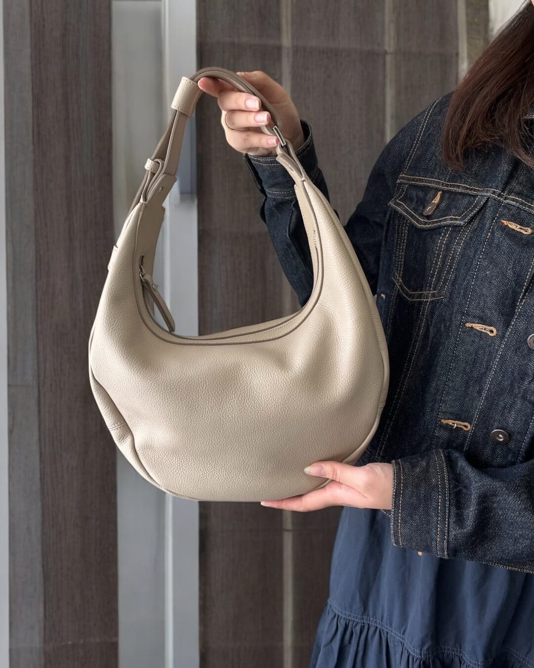 【V43】ラウンドハンドバッグ