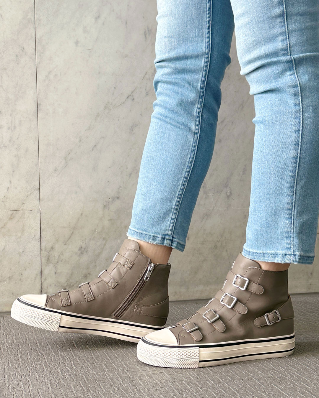 heaven hill商品 Hilltop山頂鳥】抗UV涼感吸濕快乾彈性穿指袖套白色｜PT97XX22ECB0