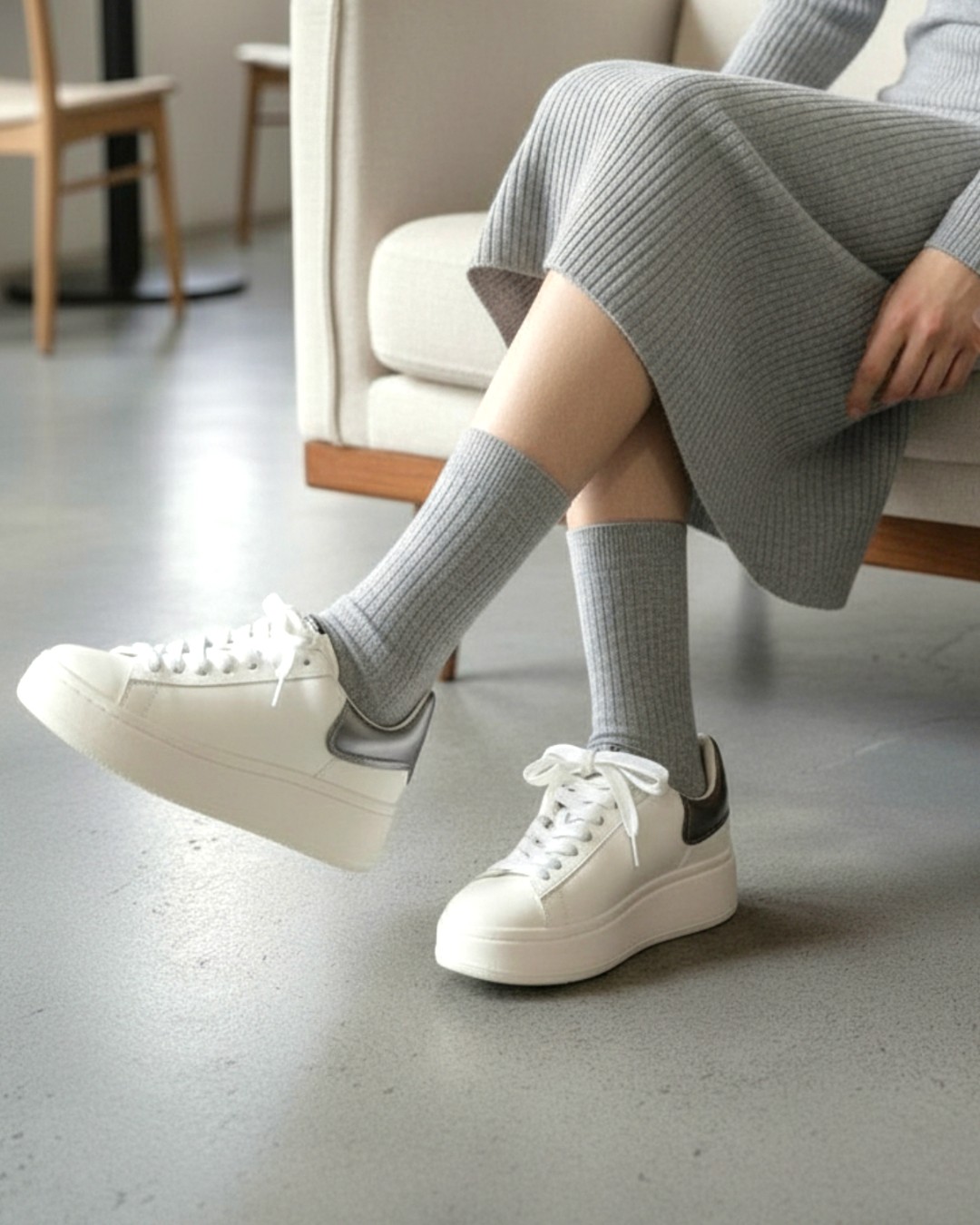 【MOBY】厚底スニーカー