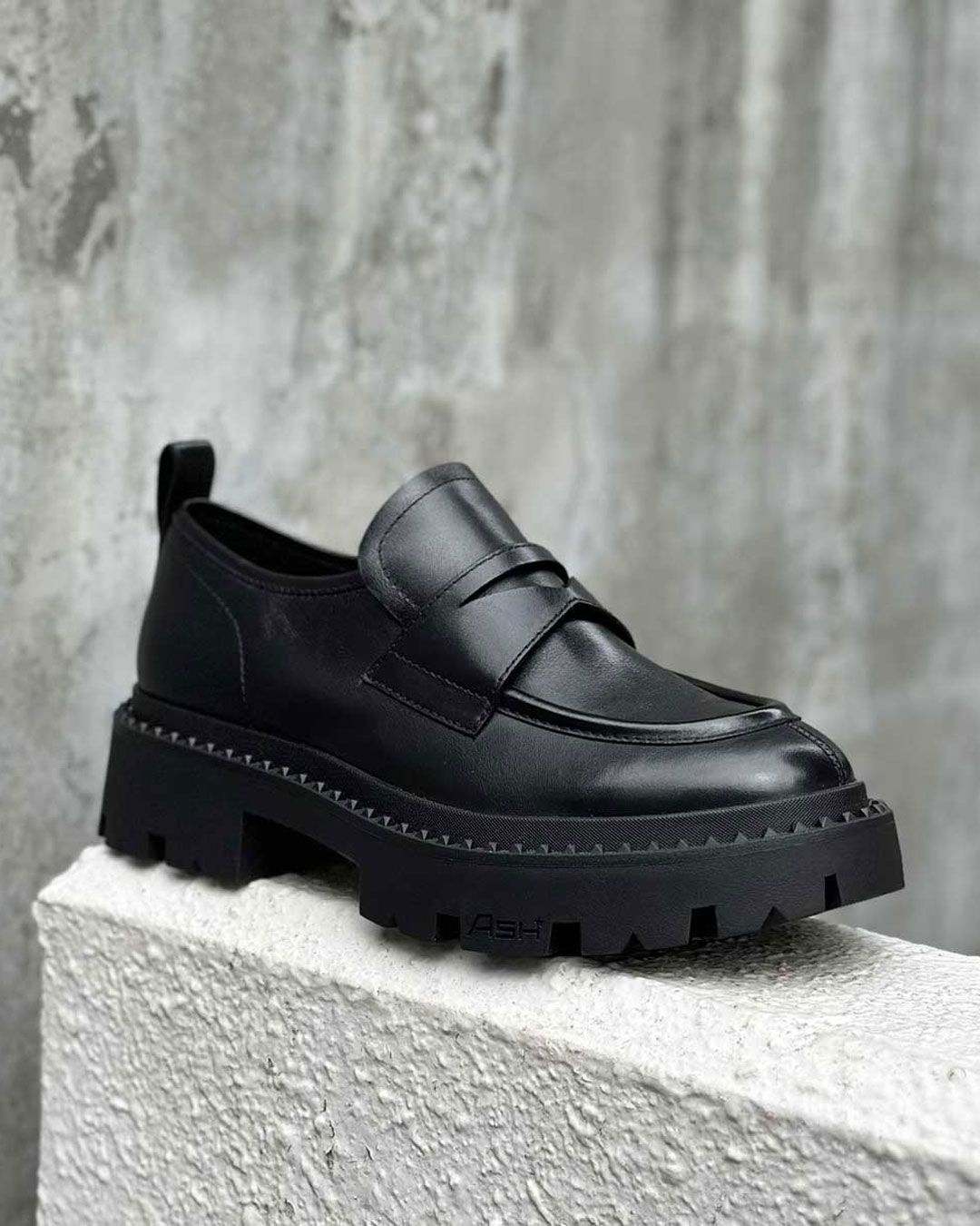 GENIAL STUD】厚底コインローファー｜HAYASHIGO ONLINE SHOP