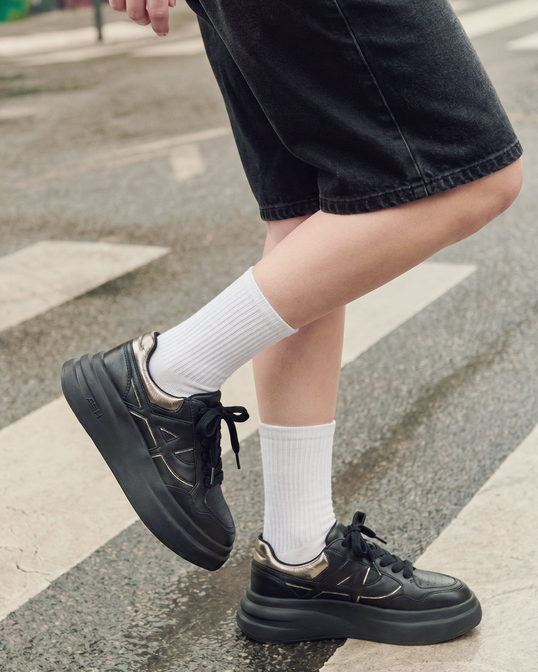 アッシュ ASH【ICONE】厚底ブラックスニーカー｜HAYASHIGO ONLINE SHOP