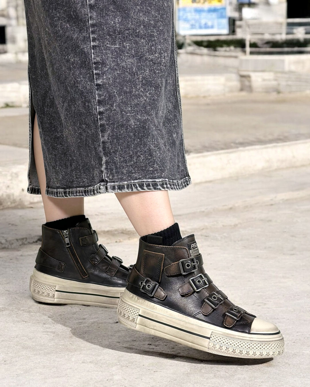 未使用新品 UNTISHOLD ブラックレザーウェッジヒール 未使用新品 UNTISHOLD ブラックレザーウェッジヒール 楽天市場