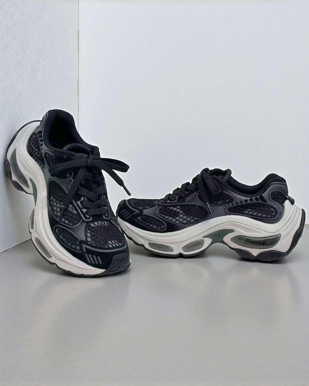 【DRAGON】メッシュボリュームスニーカー