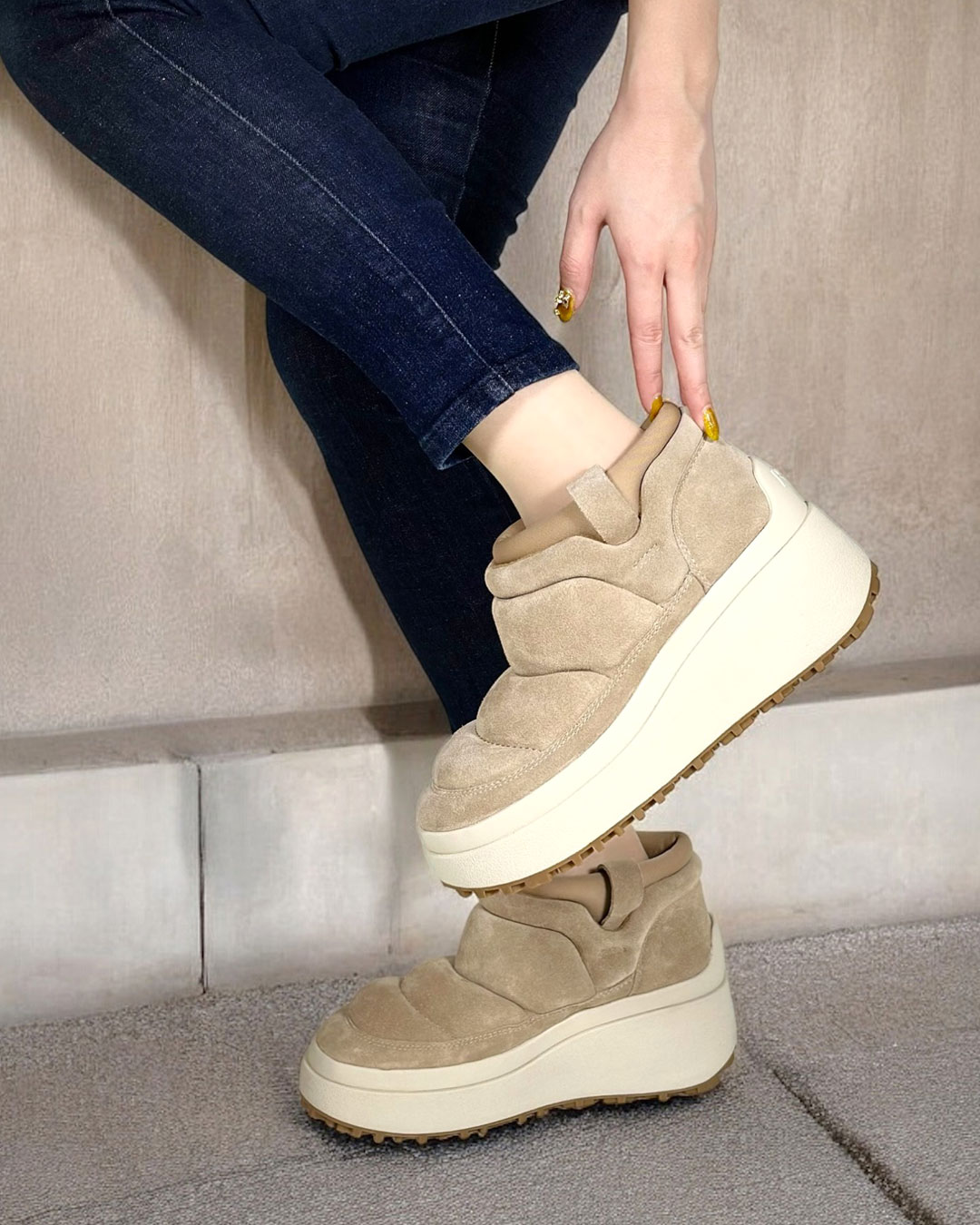 ASH アッシュ　ハーフブーツ　美品 ASH（アッシュ）の「【GENA BIS】スタッズレースアップブーツ