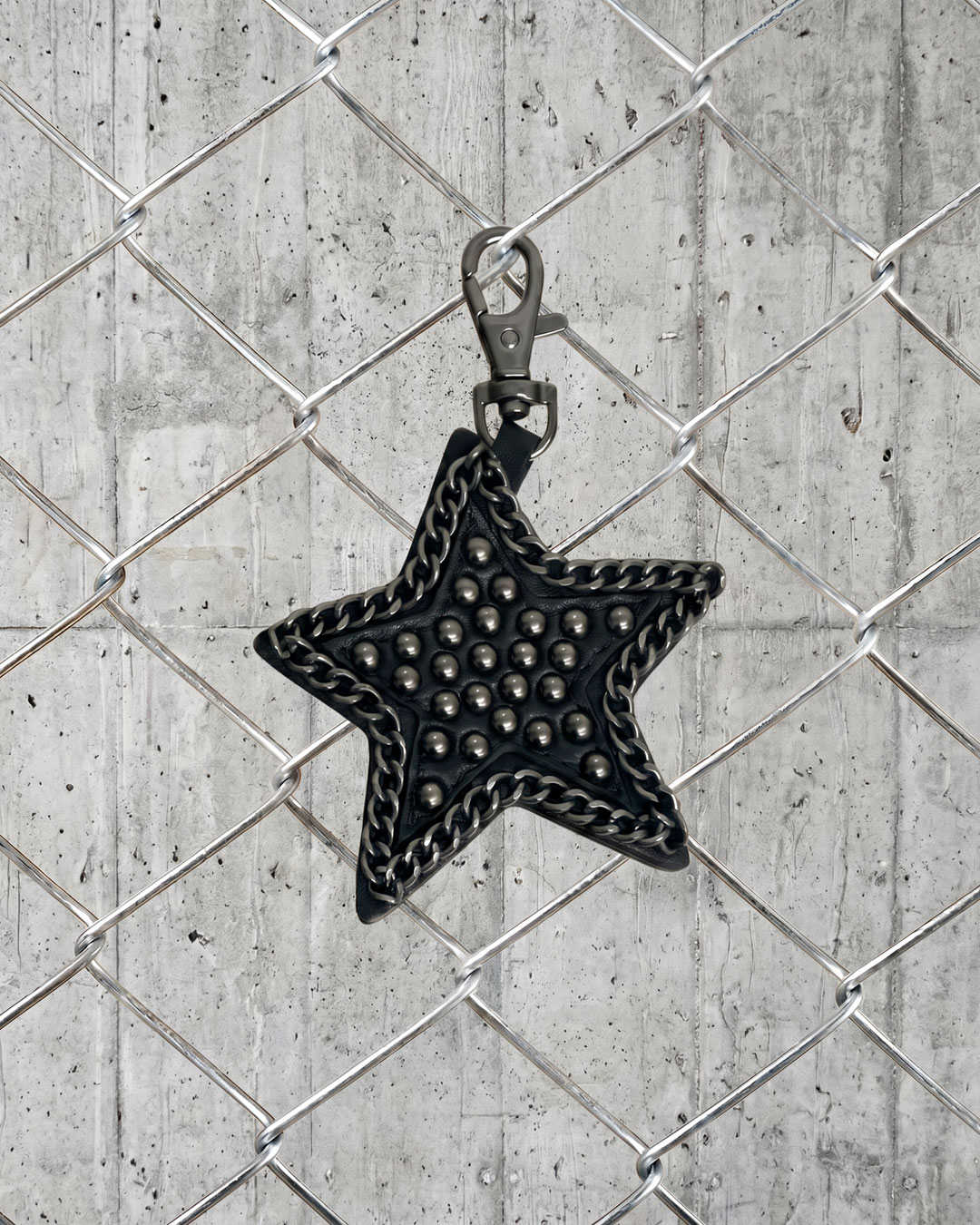 ASH アッシュ【STAR KAYCHAIN】星型キーホルダー｜HAYASHIGO ONLINE