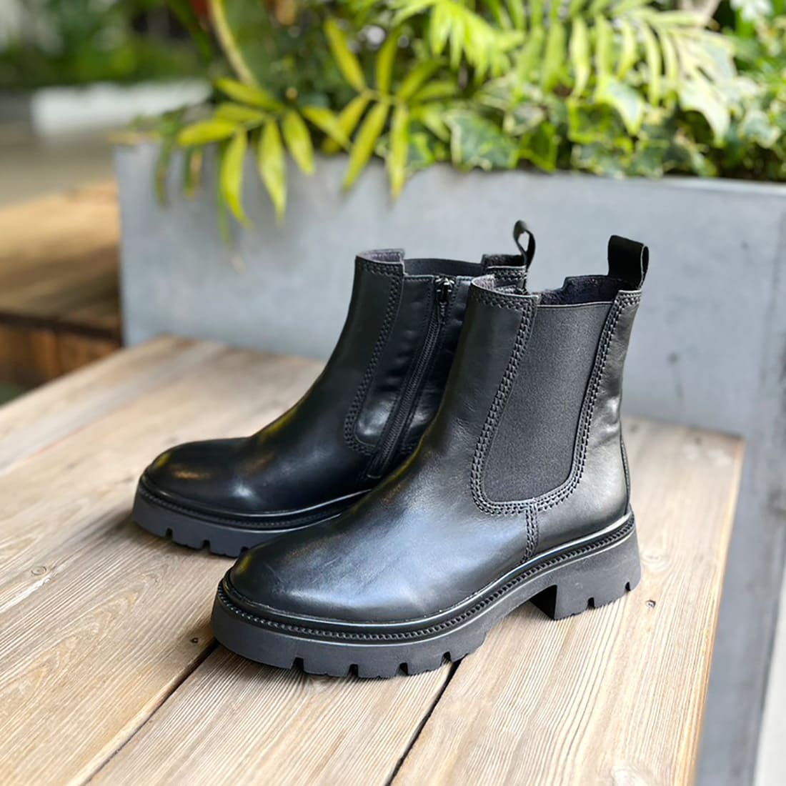 MARGARET HOWELLマーガレットハウエル サイドゴアブーツ23.5cm MARGARET HOWELL ショートブーツ 23.5cm（サイドゴアショート
