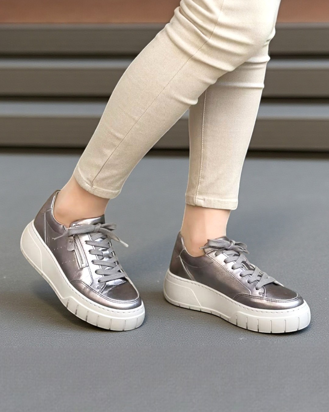 56395】厚底メタリックスニーカー｜HAYASHIGO ONLINE SHOP -ハヤシゴ