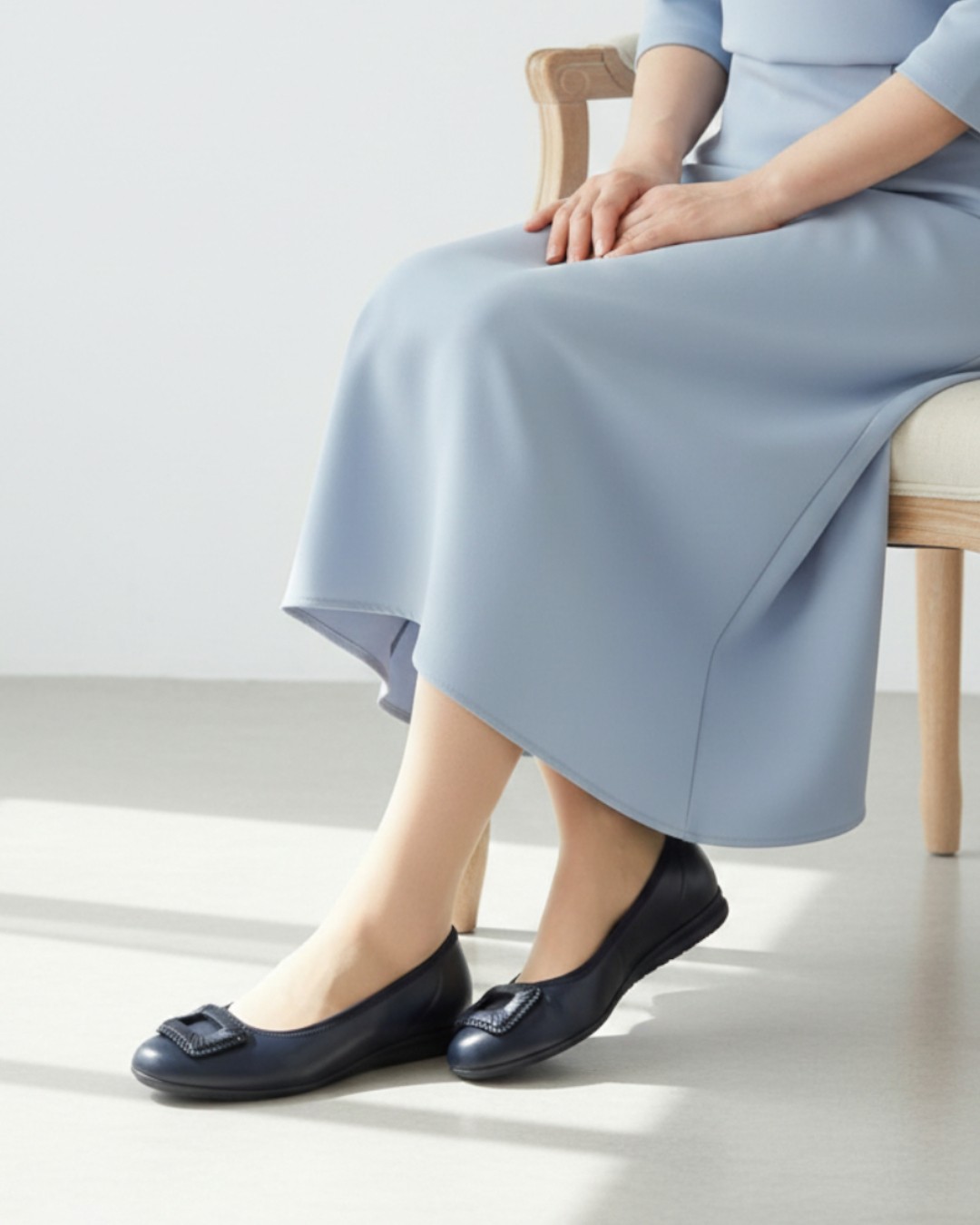 ネイビー