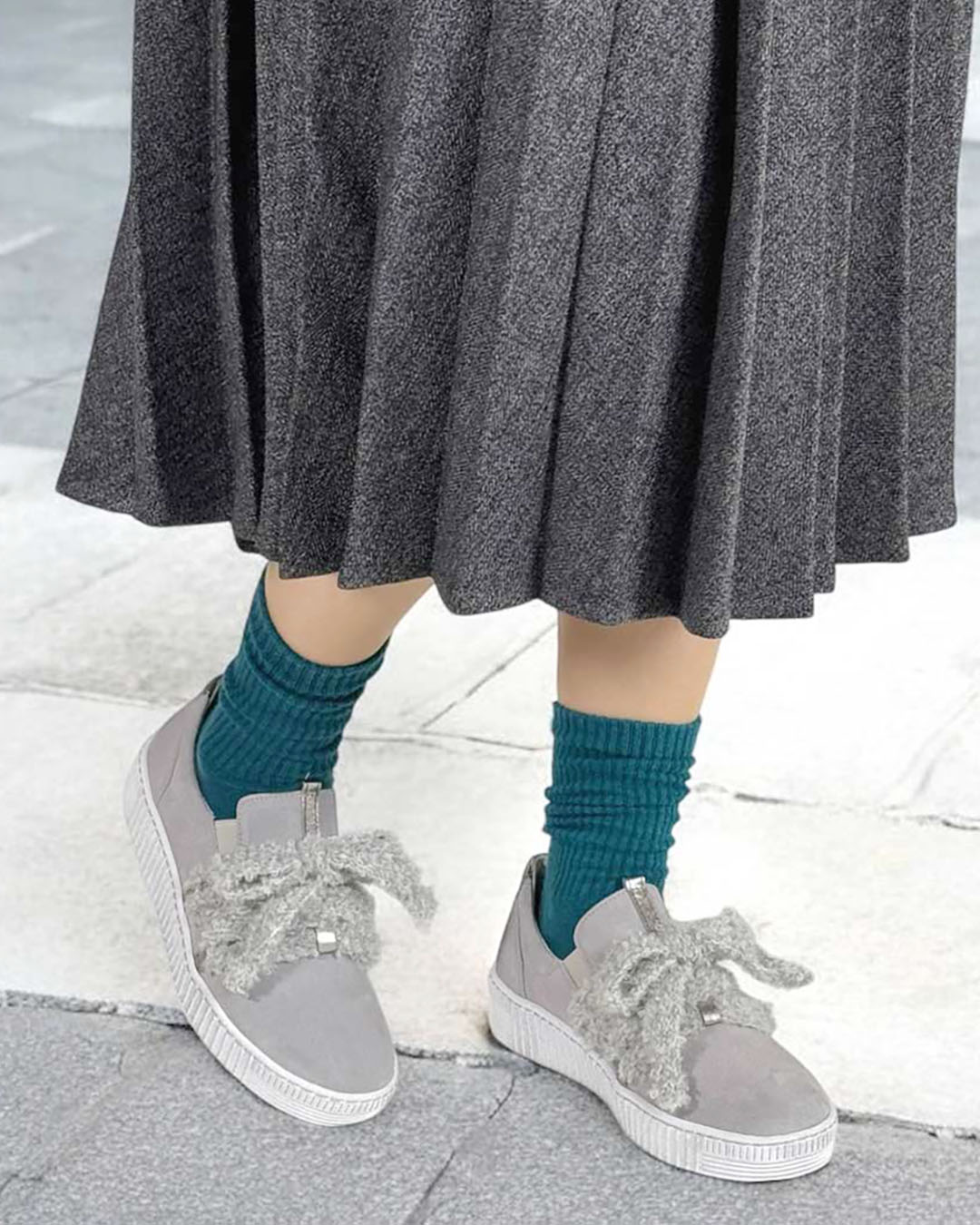 【73333】リボンスリッポン