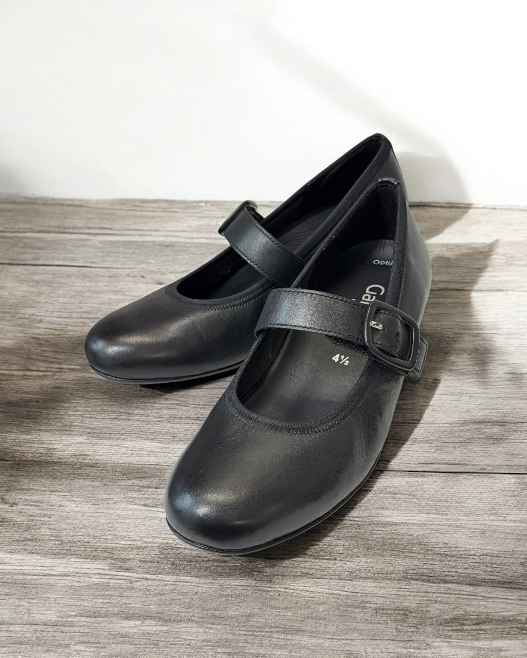 未使用新品 UNTISHOLD ブラックレザーウェッジヒール ブラック | HAYASHIGO ONLINE SHOP -ハヤシゴオンラインショップ公式