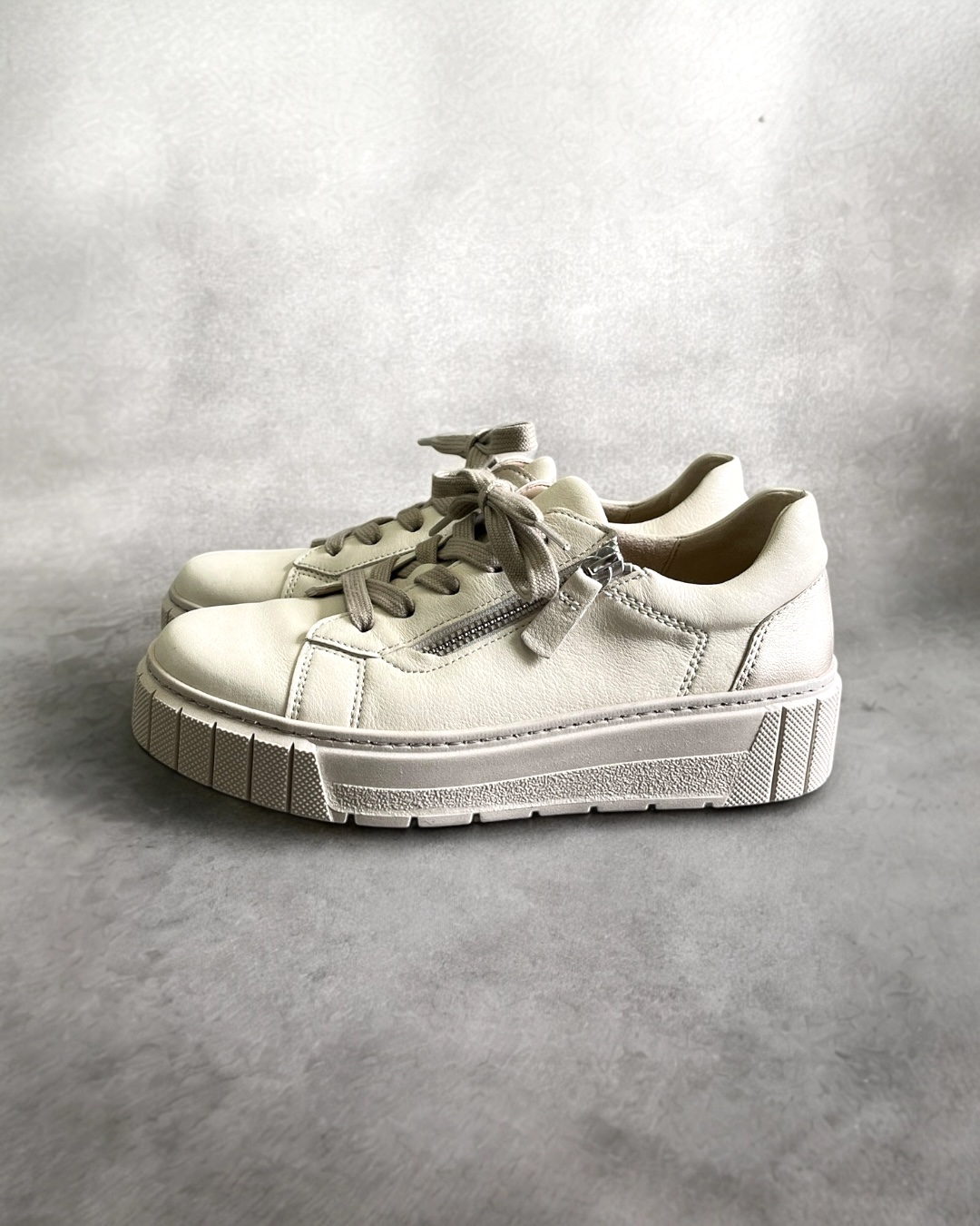 厚底レザーシューズ 76415｜HAYASHIGO ONLINE SHOP -ハヤシゴオンラインショップ公式
