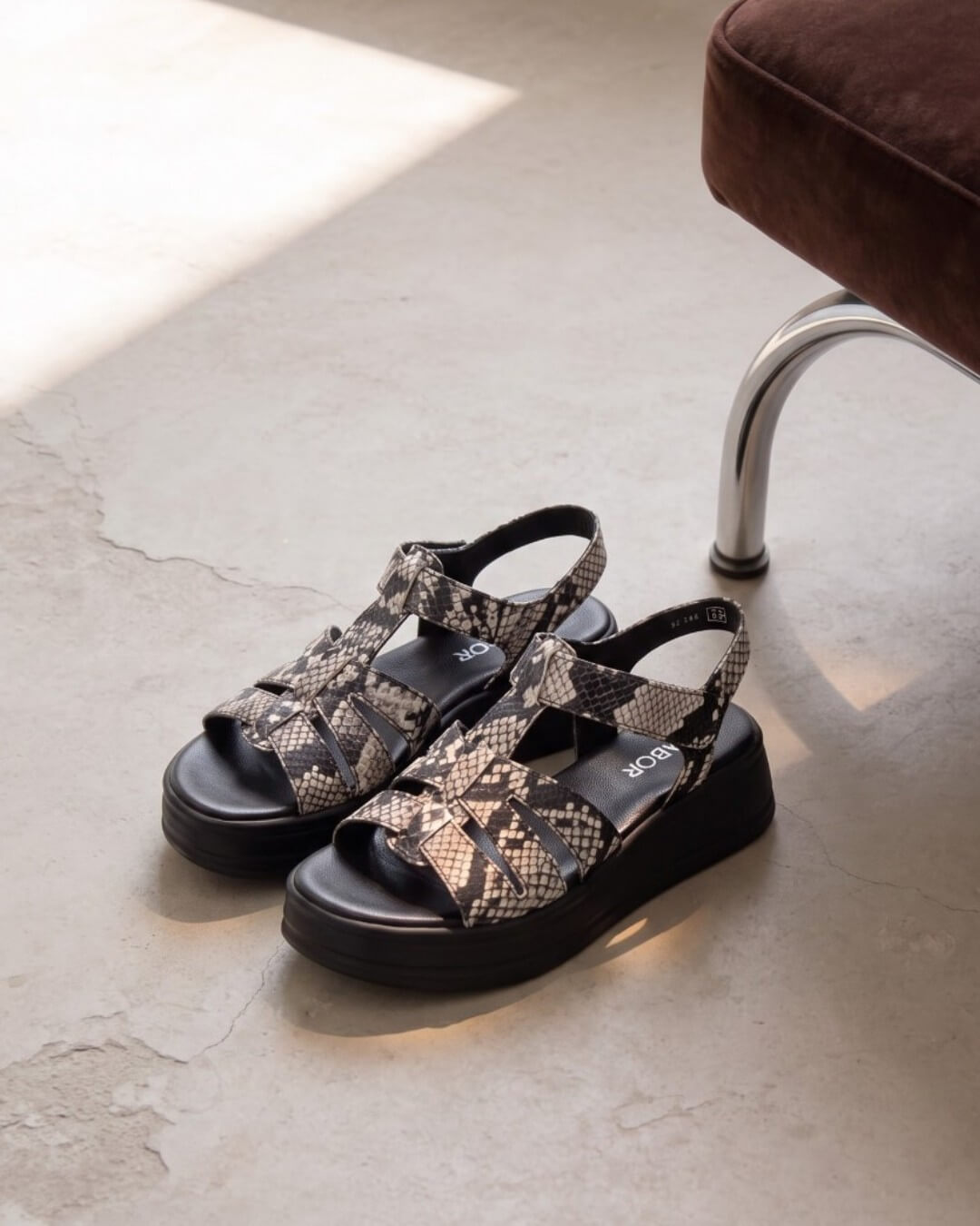 grapevine by k3　厚底サンダル ガボール GABOR 【82742】厚底サンダル｜HAYASHIGO ONLINE SHOP