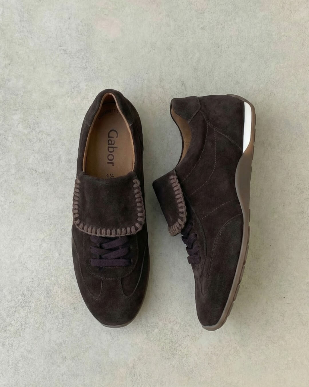 【83190】シュータンスニーカー