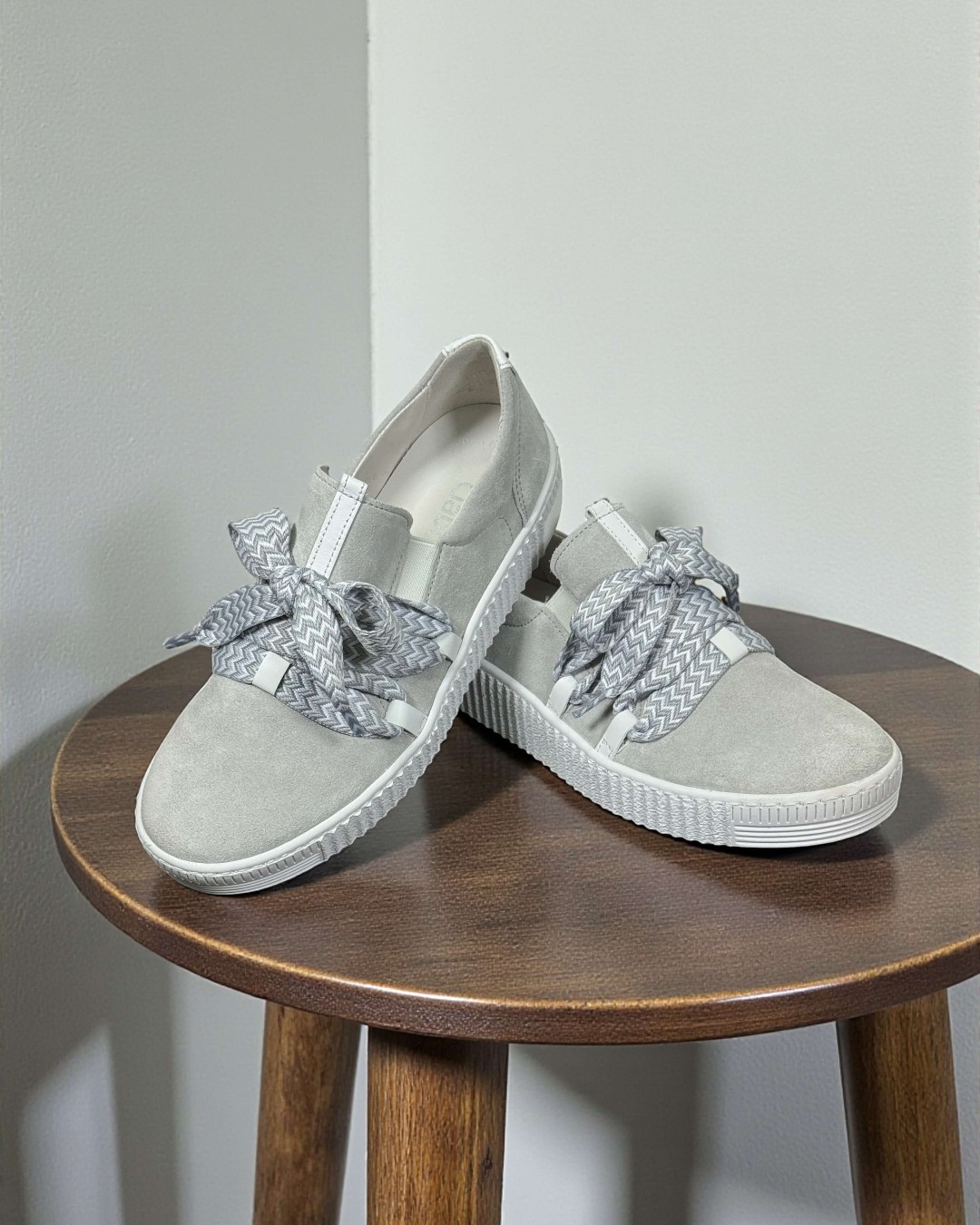 【83333】リボンスリッポン