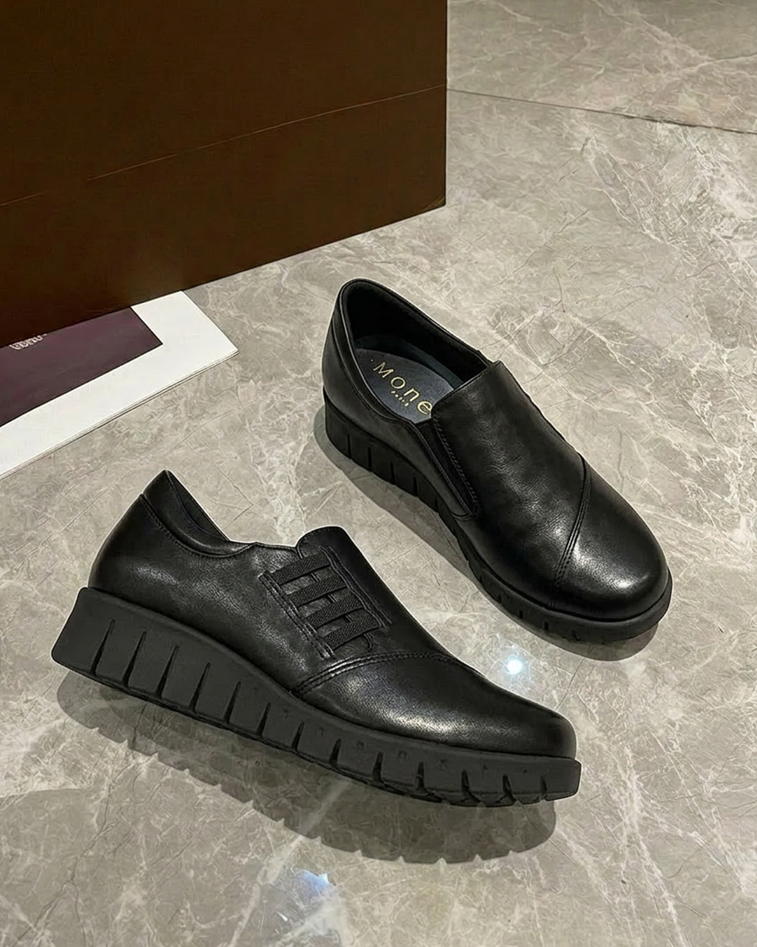 【881621】カラーゴムシューズ