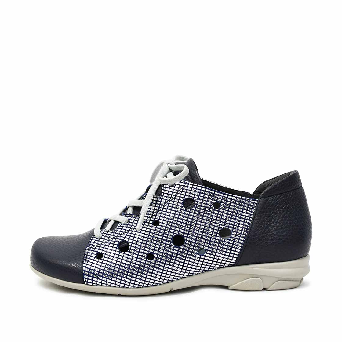 【人気No.1】 88874】パンチングスニーカー｜HAYASHIGO -ハヤシゴ SHOP ONLINE 靴