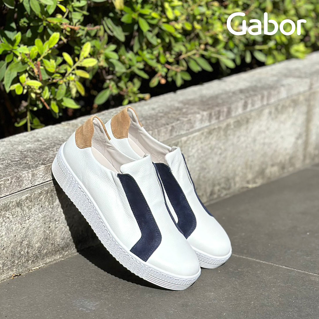 GAHGA NEW 床上手　ガーガ 新品 GAHGA