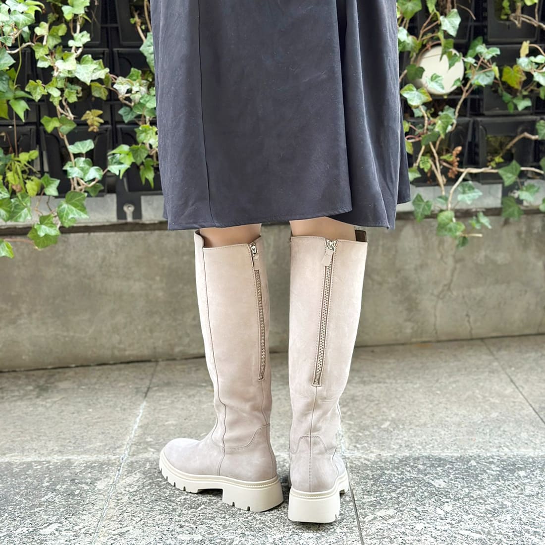 専用　新品　ネストローブエコバッグ付き　ロングブーツ ànuke - エコレザー ロングブーツ (ブラック) 26AW Ecoleather Long