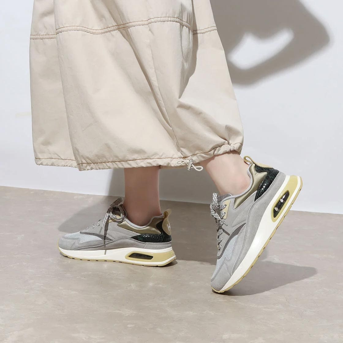 シックな秋靴はグレーで決まり > HAYASHIGO ONLINE SHOP