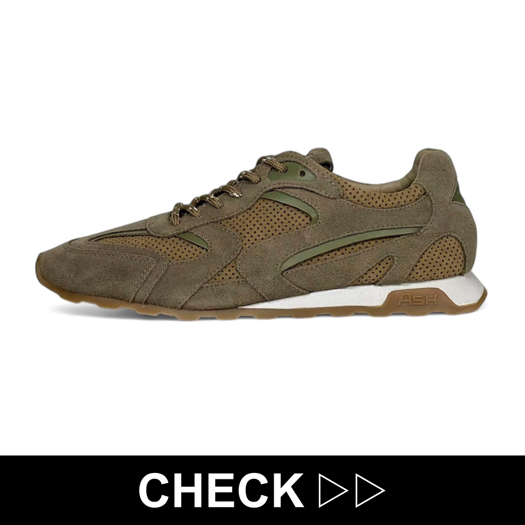 ブラウンスニーカー