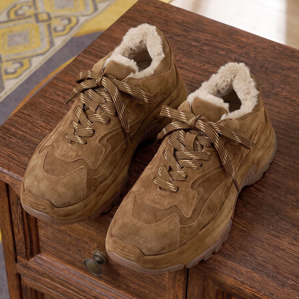 Fur Low-Cut Sneakers